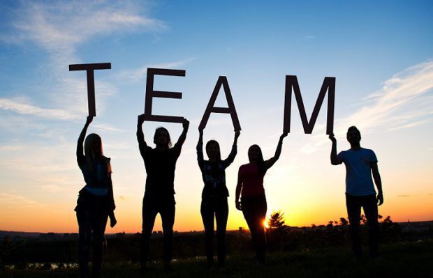 groupe qui forme une équipe