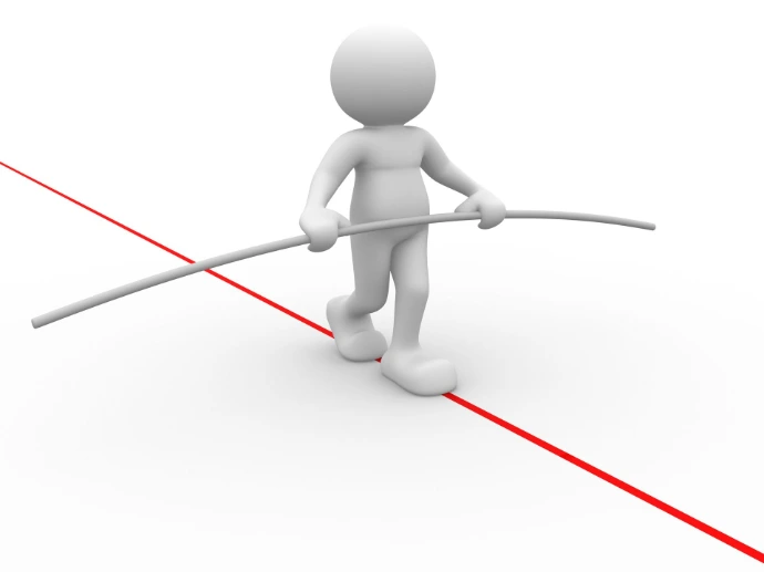 personnage en équilibre