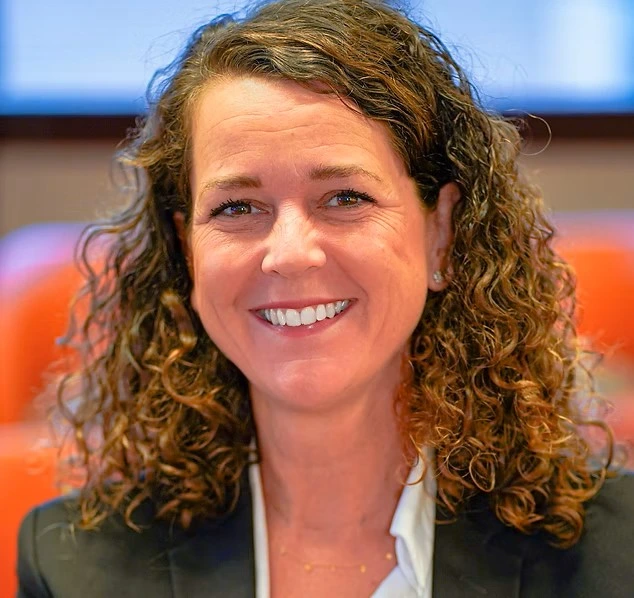 Anne-Bénédicte Licot